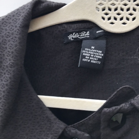 light overcoat for when there’s just a chill in the air - Picture 9 of 9